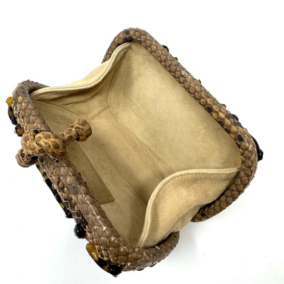Bottega Veneta Brown Tortoise Appliqué & Python Knot Clutch Limited Edition - Picture 7 of 7